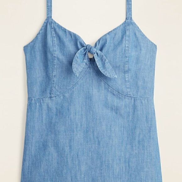 NWOT Old Navy Chambray Tank Size M - Picture 2 of 6